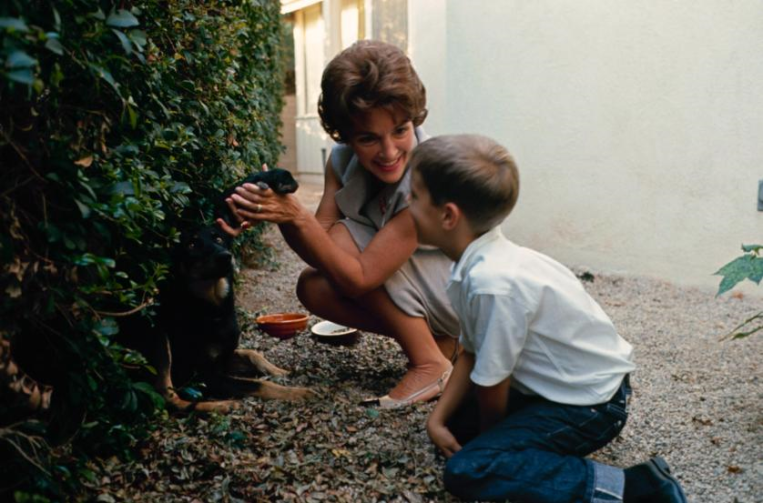 Former US President with his mom in 1965. Image source